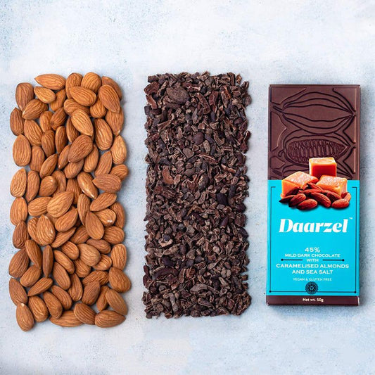 Daarzel 45% Mild Dark Chocolate with Caramelised Almonds with Sea Salt - Fitur
